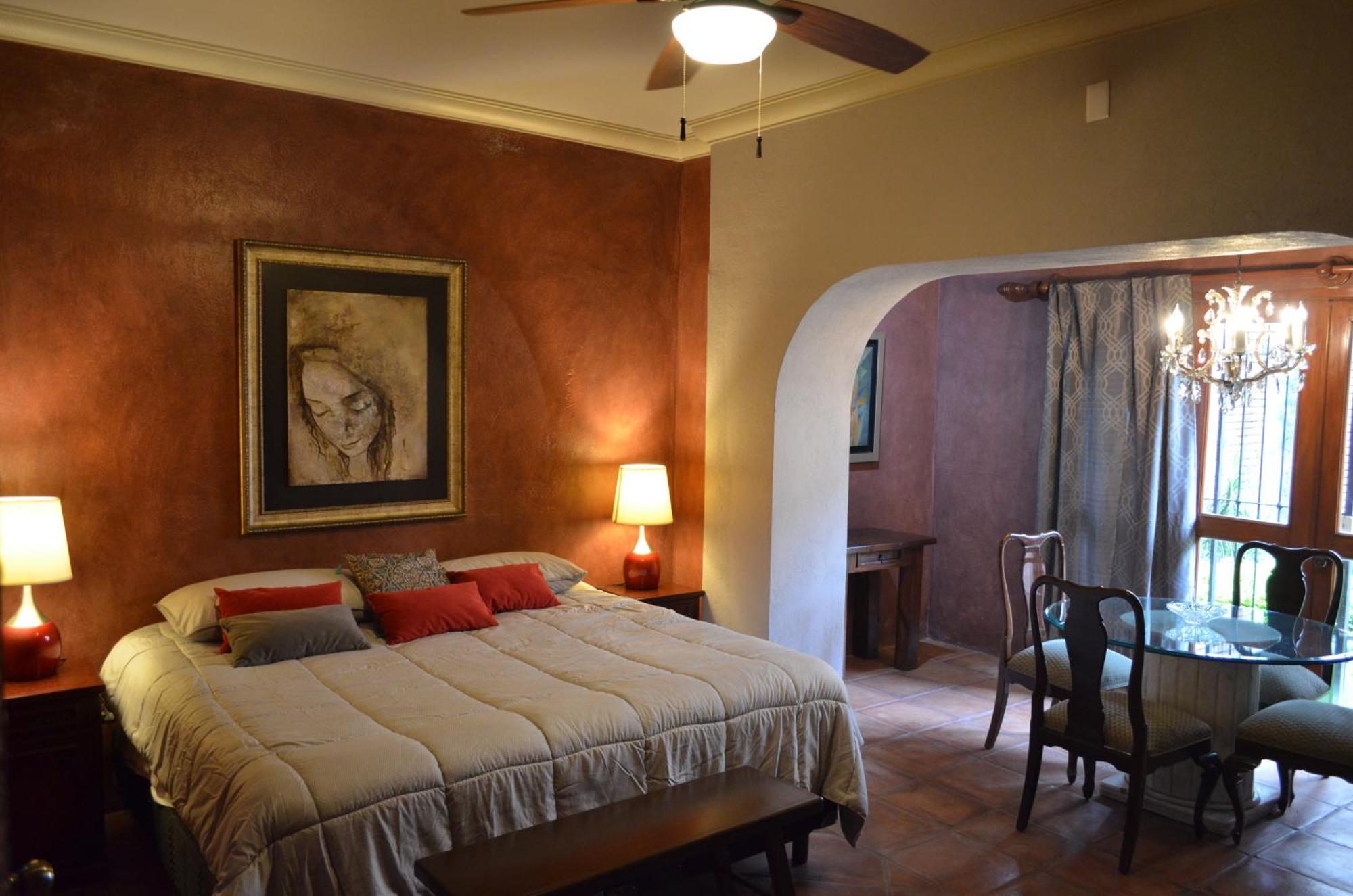 Hotel Art Gallery Casona De Los Milagros โคลิมา ภายนอก รูปภาพ