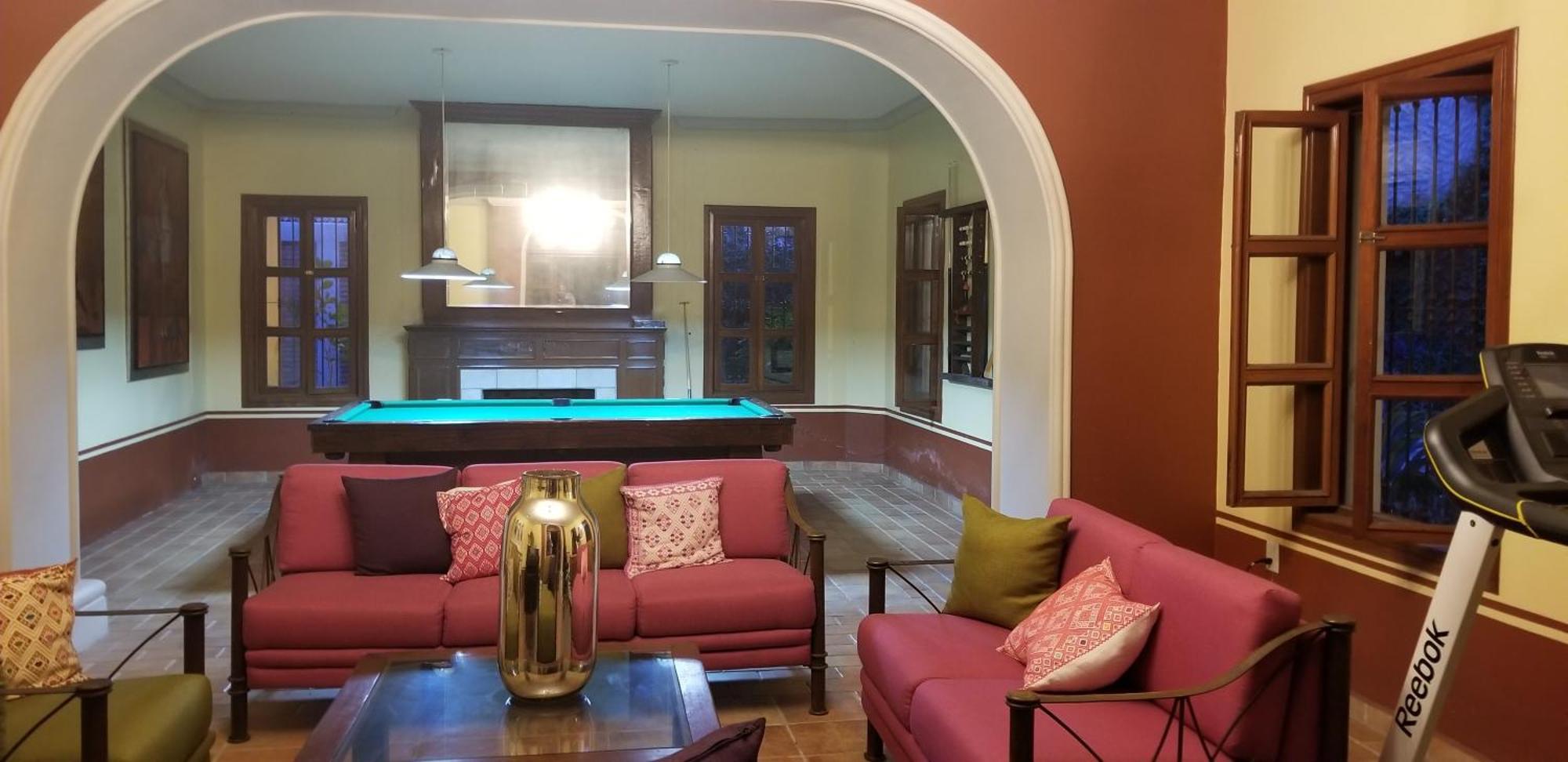 Hotel Art Gallery Casona De Los Milagros โคลิมา ภายนอก รูปภาพ